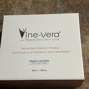 Resveratrol Vitamin C Peeling - White